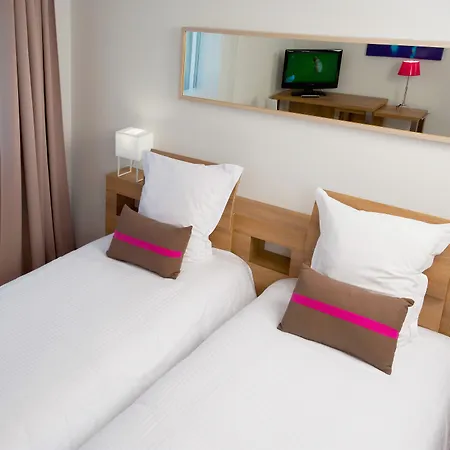 Teneo Bordeaux - Aeroport Lejlighedshotel 2*