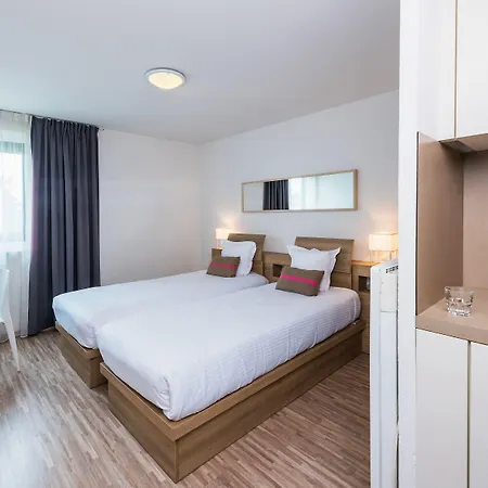 Lejlighedshotel Teneo Bordeaux - Aeroport