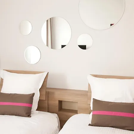 Teneo Bordeaux - Aeroport Lejlighedshotel Mérignac