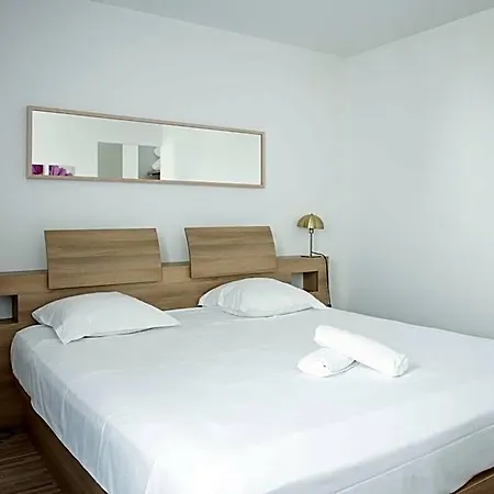 Teneo Bordeaux - Aeroport 2*