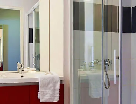 Teneo Bordeaux - Aeroport Lejlighedshotel