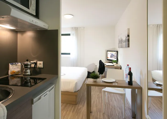 Apartahotel Ténéo Bordeaux - Aéroport 2*